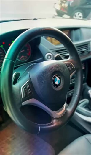 BMW X1 2.0 SDrive Turbo 🚗 Ano: 2015/2015 Km: 76.800 Câmbio: Automático Combustível: Flex Completo ✔️ Veículo impecável 😍 📌 Aceitamos o seu usado na troca 📌 Financiamento em até 61x 📌 Cartão de crédito como entrada Estamos localizados na: 📍Av. São Miguel - 5855 📲 (11)91343-6350 #bmw #seminovos #carros #zonaleste #carros@RodrigoRCars