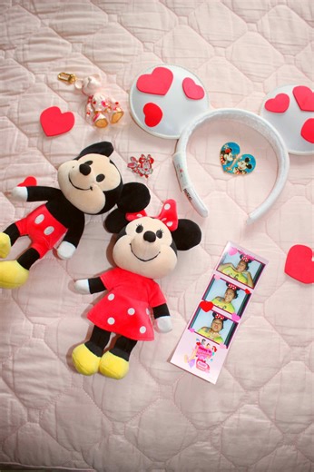 Being a Disney girl in February is a personality trait 💗🏰 everything suddenly becomes pink and magical Follow for more! @BaubleBar @Disney Style #disneygirl #valentinesvibes #disneytok #pinkcore #cozycontent