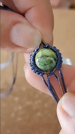 Macrame Tutorial #16: How to easily knot gemstones| Using diagonal double half hitch knot