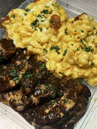 Discover Soul Food Delights at GGC Eatery in Indiana