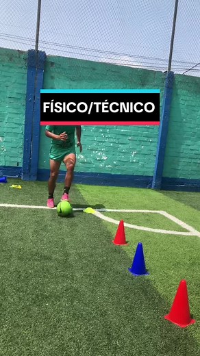Entrenamiento físico-técnico de fútbol: conos, dribbling y velocidad