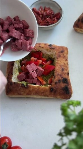 Flabatta Sandwich 🔥: Trash or Trend? 🚀