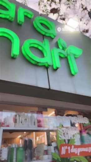 #offre #parafendritunis #parafendri #fendrimedical #fyp Livraison à domicile 7dt sur toute la Tunisie Site Web : www.parafendri.tn Tel: -Sfax route teniour km 0.5 près Caméléon: 27 888 590 comptoir 99 455 870 Livraison -Sfax route Gremda km 6.5 en face maison skoda : 29 887 025 Comptoir 99 455 840 Livraison site -Tunis l'aouina Hay el wehat entre Down Town et Monoprix Hay el wehat: 95 611 431 Comptoir Aouina -﻿Mall of Sfax: 93 455 023 -Manzah 5: 93 455 226 -Fendri Medical: Sfax route Teniour km 