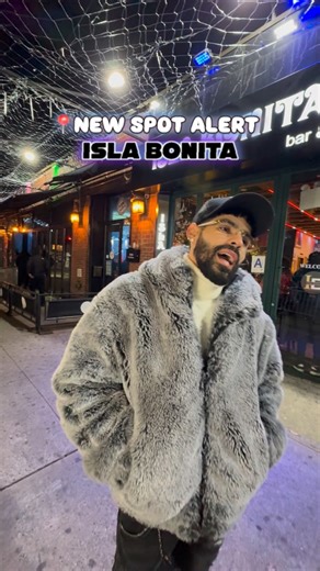 Dyckman’s Diary on Instagram: "🔥‼️This is one of those places you don’t plan to stay long, but do lol @islabonitanyc1 in Inwood is fire 😍 📍3950 10th Ave."