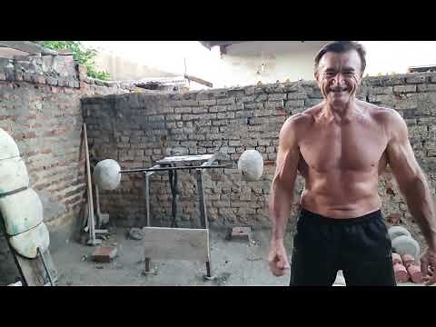 VOVÔ MAROMBA FAZ TREINO INSANO EM SUA ACADEMIA DE PEDRA