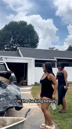 Girls at work 🔥💃🏽💯
