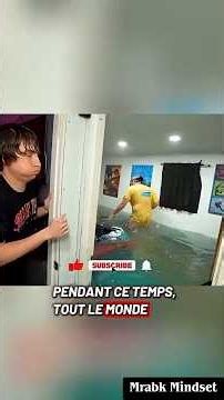 He turns his 3-story house into an AQUARIUM! 😱🐠#shortstory #shorts #shortvideo