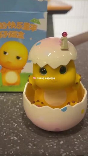 Miniatur Boneka Dino Kuning Lucu Nailong Nyanyi di Miniso