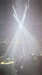 Happy to announce the aerial human disco ball act in @hanszimmerlive world tour 🌎 Invited by @ninatreiber to create a custom human disco ball act for her in the new Hans Zimmer Live show! Want to catch her shining? Check out Hans Zimmer Live tour dates and look up during Interstellar ✨ Many thanks to @lightswitchdesign @lightswitchjohn @lightswitch.live and lightoperators @hafeath @christopherman Act creation (costume, choreography and lights) @celight_ful @bethediscoball | Be The Disco Ball