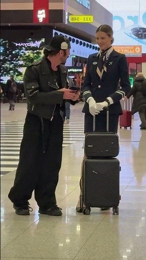 I hope she becomes my flight attendant ​⁠‪@AirLadyJet‬