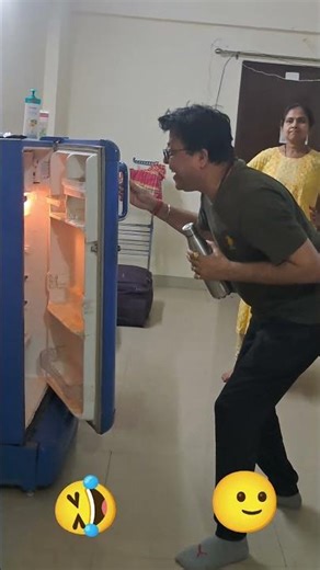 Crazy Husband Wife 🤩#funny #subscribe #comedy #shortsfeed #crazy #crazywifeandhusband #youtubeshorts