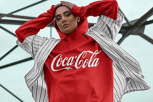 Women's Hoodie Mockup PSD Download for FREE | Hyperpix