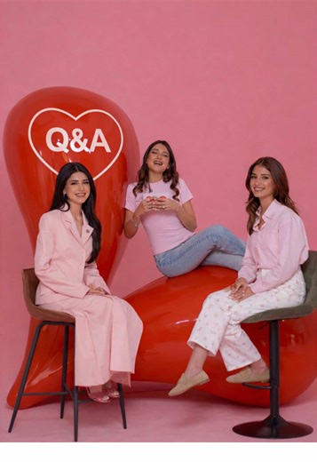 وهلّق دوركم 😍 جاوبوا وخبرونا شو حابين تسألونا؟ Now it’s your turn 😍 Answer and tell us what you’d like to ask us