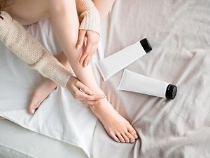 Why do people with diabetes get dry skin?