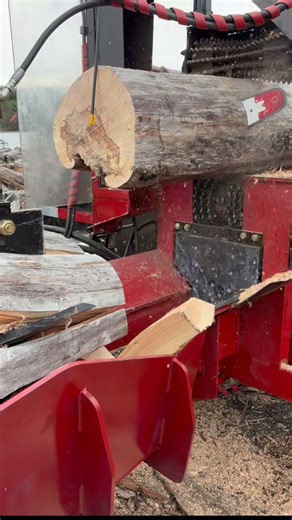 The Pro-HD XL is Timberwolf's top-of-the-line commercial firewood processor, equipped with a 74HP Hatz diesel engine, 5" American-made hydraulic cylinder, regeneration manifold, 3-stage 33GPM pump, 4-strand driven roller chain hydraulic live deck, 70 gallon hydraulic tank, and the ability to process over 4 cords of firewood per hour from logs as wide as 24" in diameter and longer than 32' in length. Fully DOT certified and road legal, these machines are designed with mobility in mind. New bent a