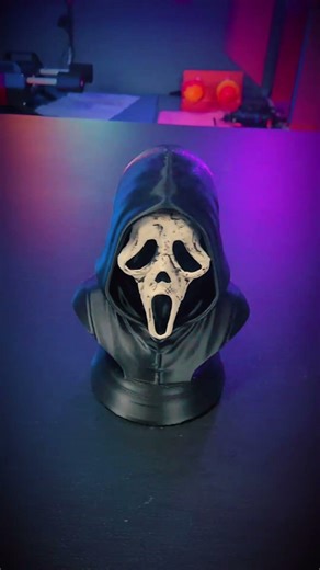 Ghost face 3d print paint #horrormoviecharacter #horror #horrormovievillain #scream #ghostface