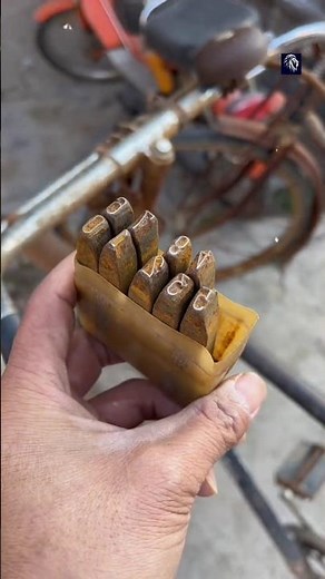 How Names Were Engraved on Cycles Before Machines 🔨😱