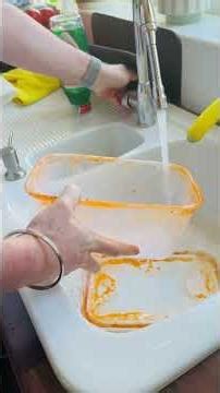 How To Remove Stains From A Plastic Container Easily!