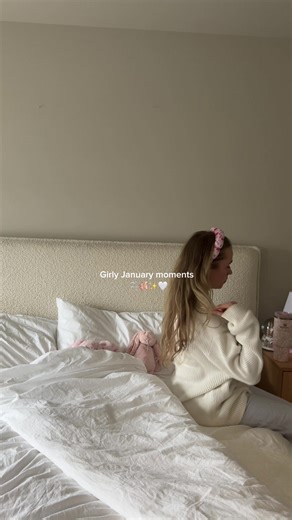 I want to go room decor shopping #grwm #morningroutine #cleangirlaesthetic #fyp #girlythings @rhode skin @Saie @YSL Beauty @Biodance Store