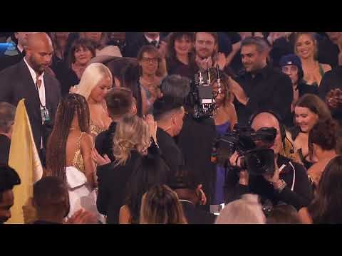 BEYONCÉ Reacts To ALBUM OF THE YEAR At The 2025 GRAMMYs