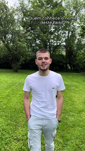 Alfredo Marceneiro: Reviving the Melancholic Sounds of Fado