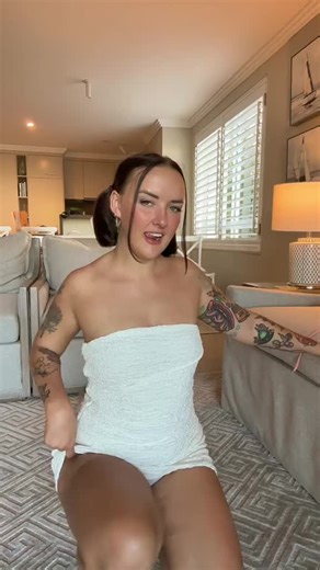 I'm dripping.....￶💦💧