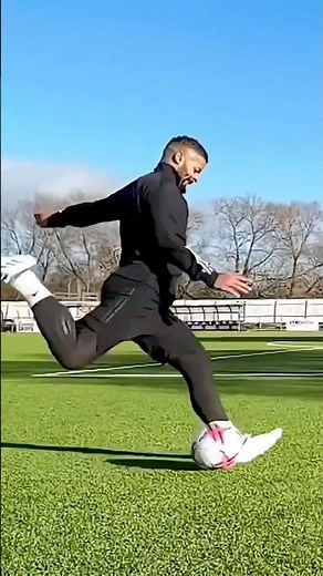 Football trap 🪤 tutorial 🌀 skills⚽️ #football #footballskills #skills ✅