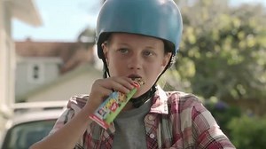 Quaker Chewy Granola Bars TV Spot, 'Welcome Wagon' Song by Andy Grammer