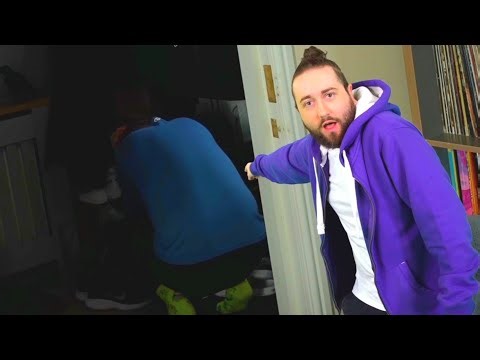 ‪@Caddicarus‬ That's me in the corner (Clip)