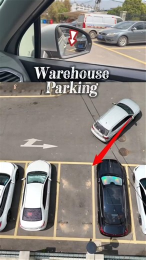 Real-life example of right-hand reverse parking #DrivingSkills #ReverseParking