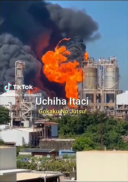 Itachi Uchiha Menghancurkan Kota dengan Jutsu Katon