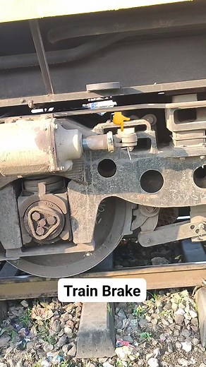 Train Brake. #train #brake #Railway #locomotive #bangladeshrailway #locopilot #locomaster #railfans | LM Mojibur Rahman