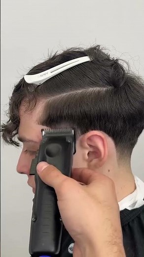 Mid Taper Tutorial 💡 Barber Step By Step 💈✨ Take Notes! ‪@HowToFade‬