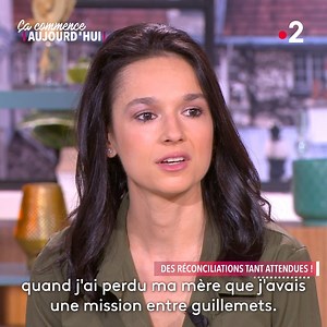 193K views · 870 reactions | "Je l'ai trop étouffée". Alexandra veut renouer avec sa sœur. Suite au décès de leur mère, à la dépression de leur père, les 2 sœurs ont commencé à se disputer, créant de la distance et des tensions entre elles... ▶️Pour (re)voir les intégrales de #CCA : https://bit.ly/CCA-replay | Ça commence aujourd'hui | Facebook
