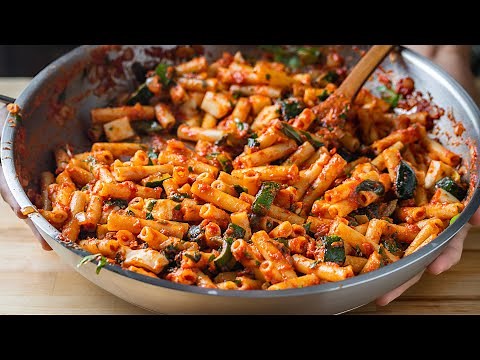 The Spicy Zucchini Pasta I Can't Stop Eating