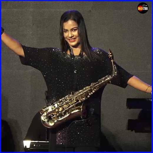 955K views · 47K reactions | Lipika Samanta Saxophone Music || Yaad Aa Raha Hai - Saxophone Music || Bikash Studio Original Song Credit - Movie : Disco Dancer Music Director : Bappi Lahiri Singer : Bappi Lahiri Director : B.Subhash | Bikash Studio | Facebook