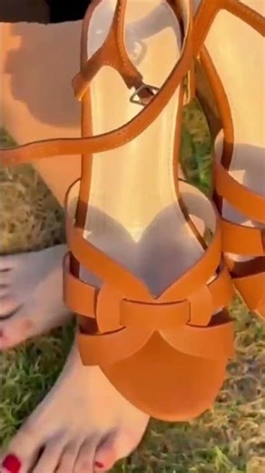 Las sandaliasnthh VIA SPRING que tu clóset estaba esperando 👡✨ Descúbrelas, míralas de cerca y e