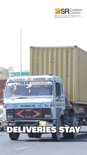 How AI & Real-Time Tracking Streamline Logistics | SR Container Carriers