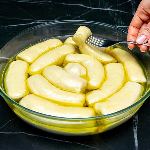 1.2M views · 519 reactions | I've been cooking it the same way for 10 years and I never make a mistake! Simple and delicious Ingredients: sugar: 10 g (0.4 oz) dried yeast: 6 g (0.2 oz) warm water: 400 ml (14 fl oz) flour: 600 g (21 oz) salt: 6 g (0.2 oz) melted butter: 100 g (3.5 oz) vegetable oil: 50 ml (1.7 fl oz) cottage cheese: 400 g (14 oz) boiled eggs: 2 pc scallions: 20 g (0.7 oz) eggs: 1 pc white sesame seeds: 10 g (0.4 oz) black sesame seeds: 10 g (0.4 oz) | Cookrate | Facebook