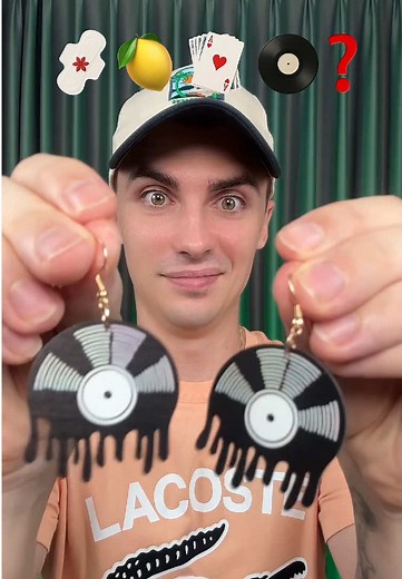 Weird earrings😳 Which ones did you like??? #earrings #unboxingvideo #funny #new #challenge