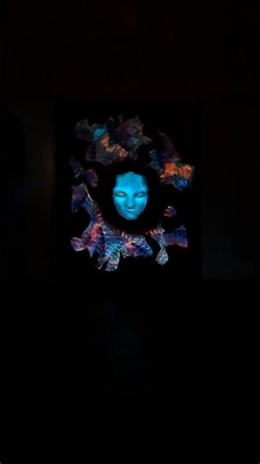 Projection Mapping on my painting #resolume