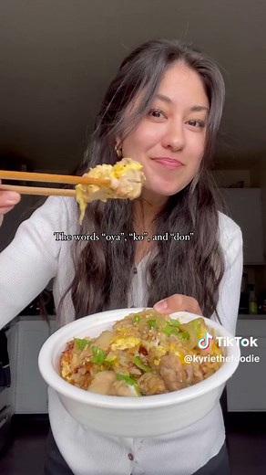 Rice Cooker Oyakodon: Easy Japanese Recipe