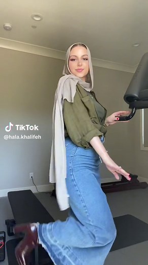 Modest Outfit Ideas with Denim Skirts and Boots