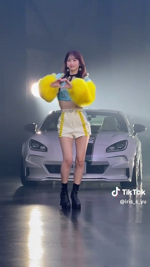 TIMELESS POWER: MOTSUとのコラボMVオフショット