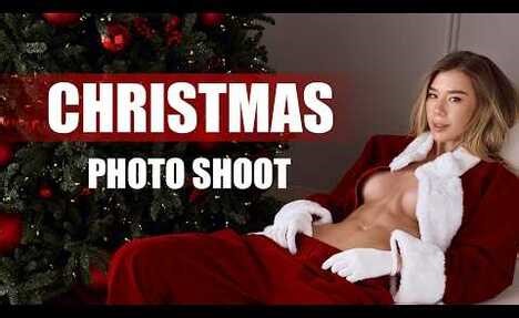 Christmas Fashion Photoshoot With Santa | Natural Light Tips