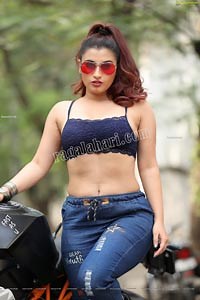 Gunnjan Aras Posing on Motorcycle Exclusive Photo Shoot