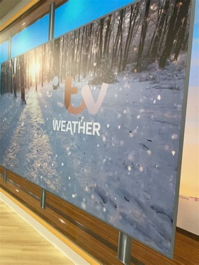 Laura tobin on Instagram: "🌅 Do you like my new weather area? ☀️ ❄️ First day in our new @gmb studio. 🎥 📺 I have a HUGE video wall to bring you the weather in more detail 🤩"