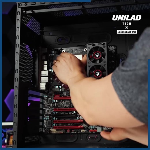 25K views · 281 reactions | Designs By IFR makes a disgusting-looking second-hand PC look like it's brand new!  | UNILAD Tech | Facebook