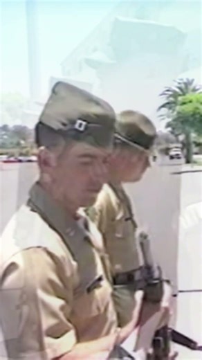 Marine Corps Inspection : How many arms are supposed to grab it with ?