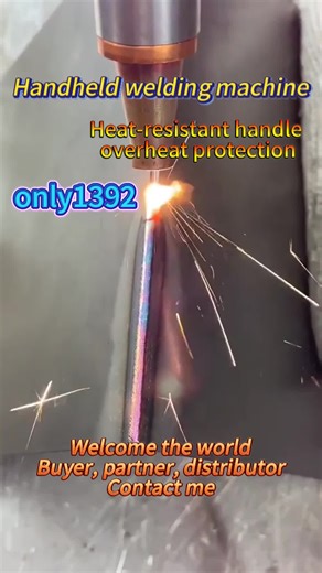 Handheld laser welding machine, one-key operation is super simple, even a beginner can instantly become a welding master, amazing! #Handheld welding machine #handheld laser welding machine source